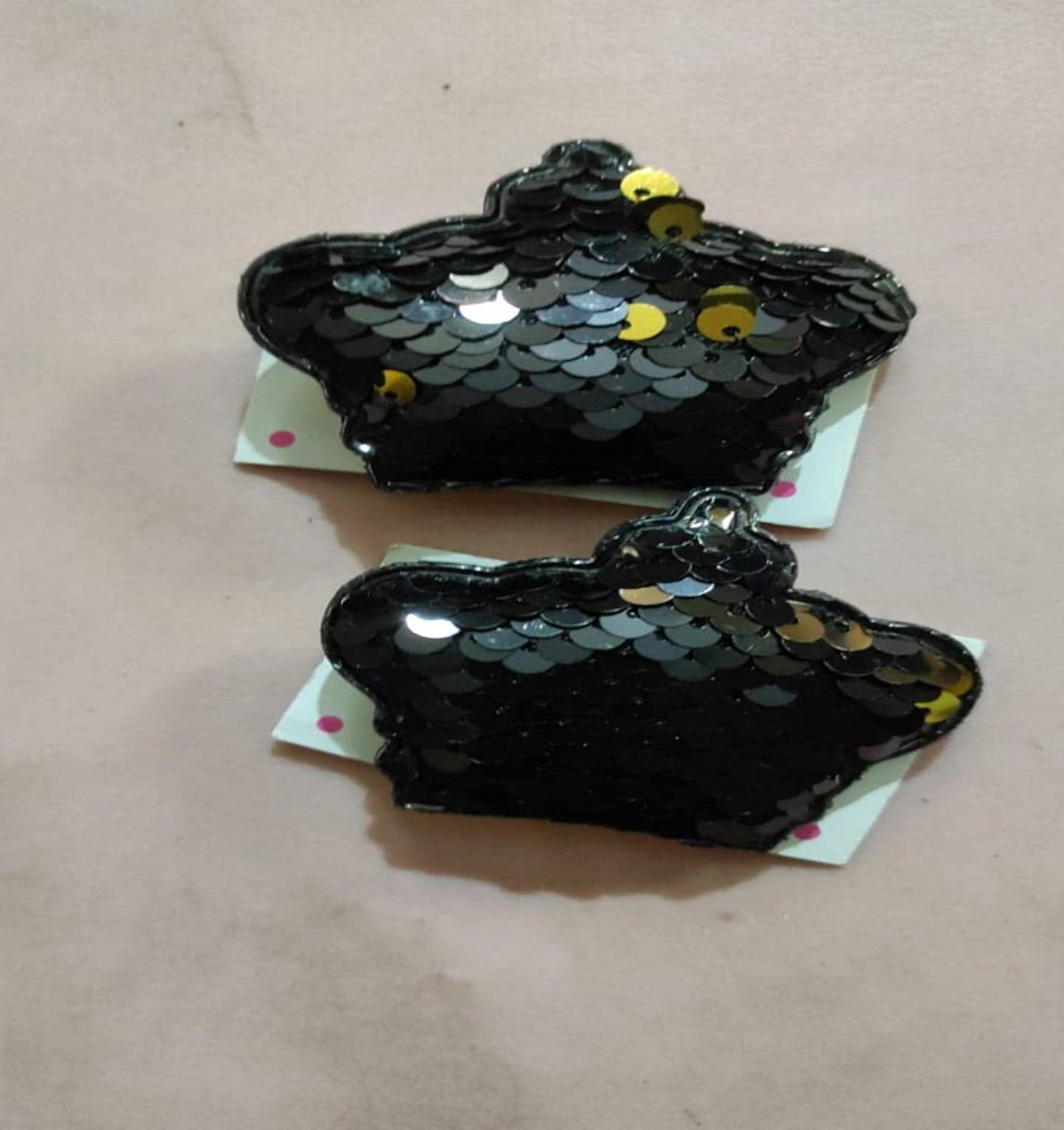Black Crown Clip