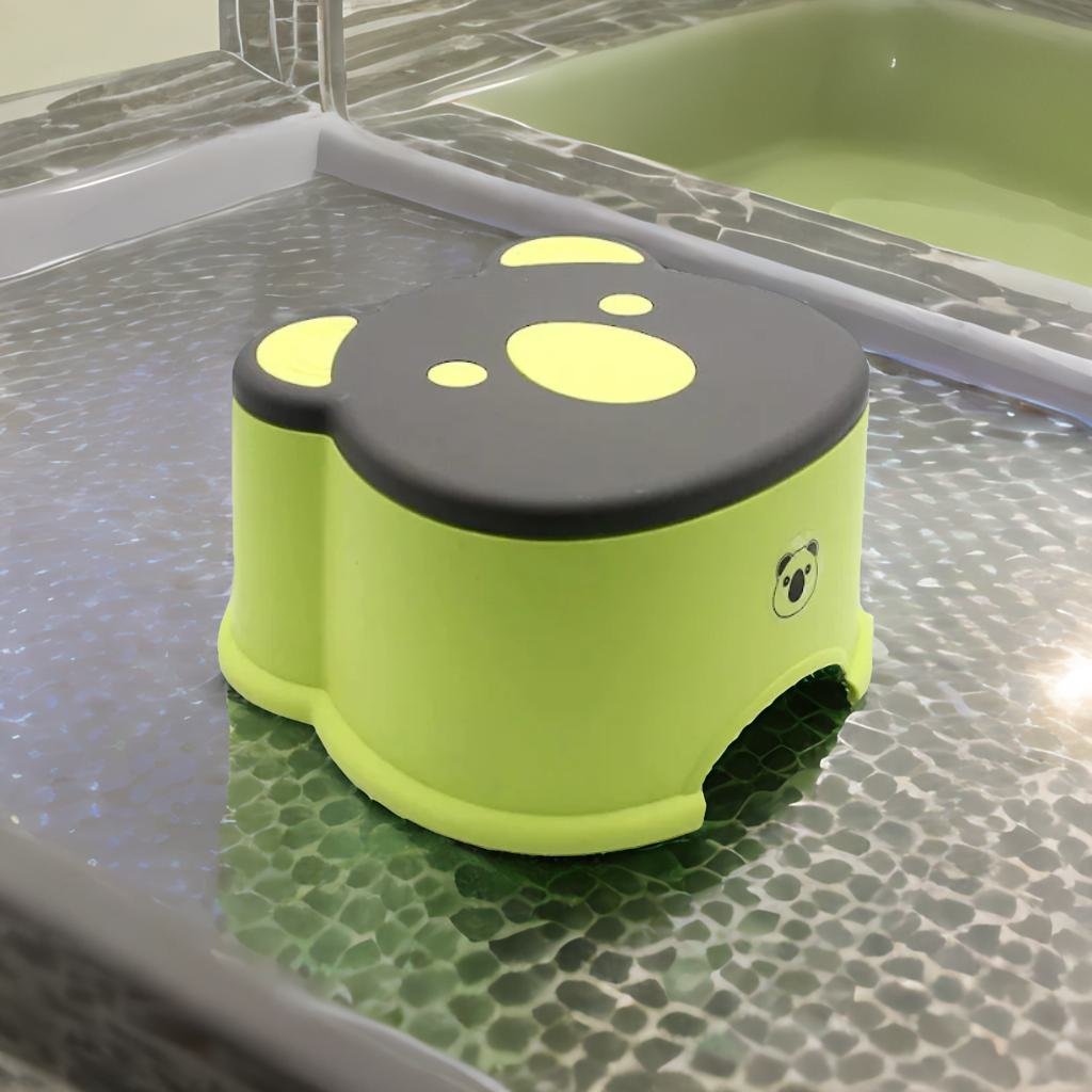Step Stool Green